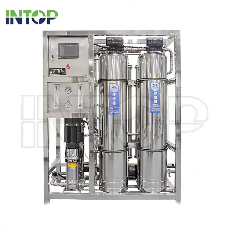 How Does Reverse Osmosis Equipment Improve Water Purification?