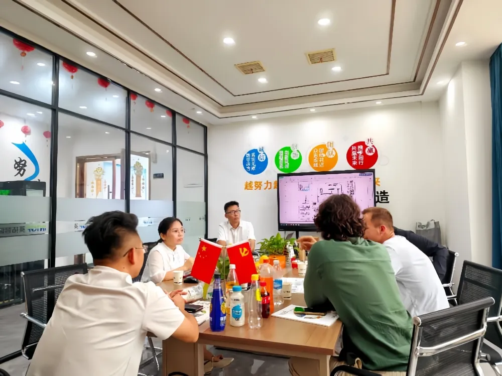 Russian Client Visits Intop Machinery for Carbonated Beverage Line Inspection